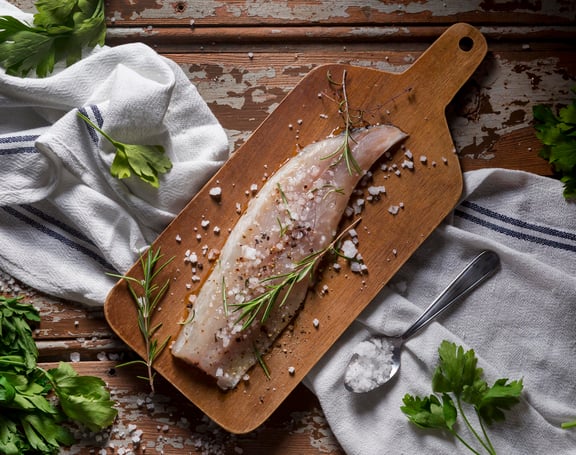 raw-fish-with-condiments-composition-cooking